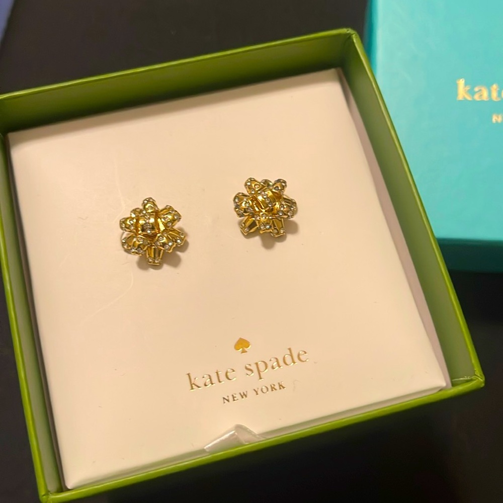 Kate spade bow earrings ⭐️